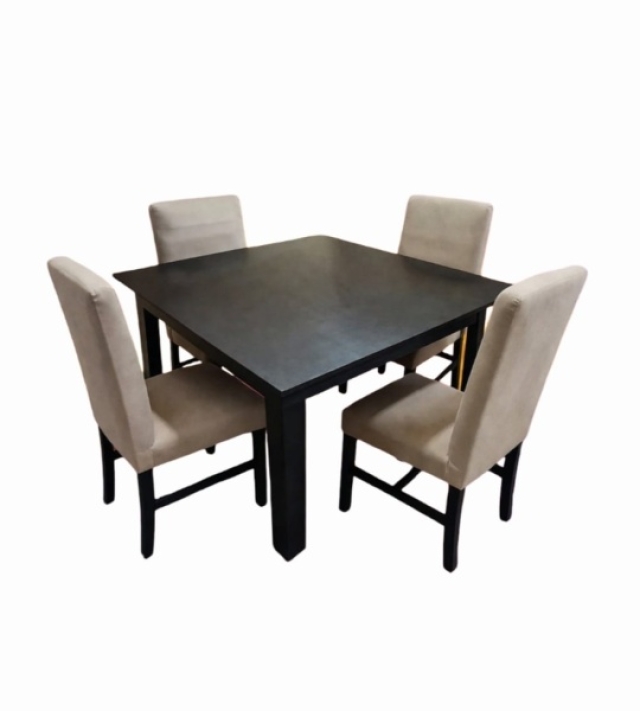 MESA CUADRADA DE 1.20X1..20MT + 4 SILLAS VESTIDA ( 5971 )